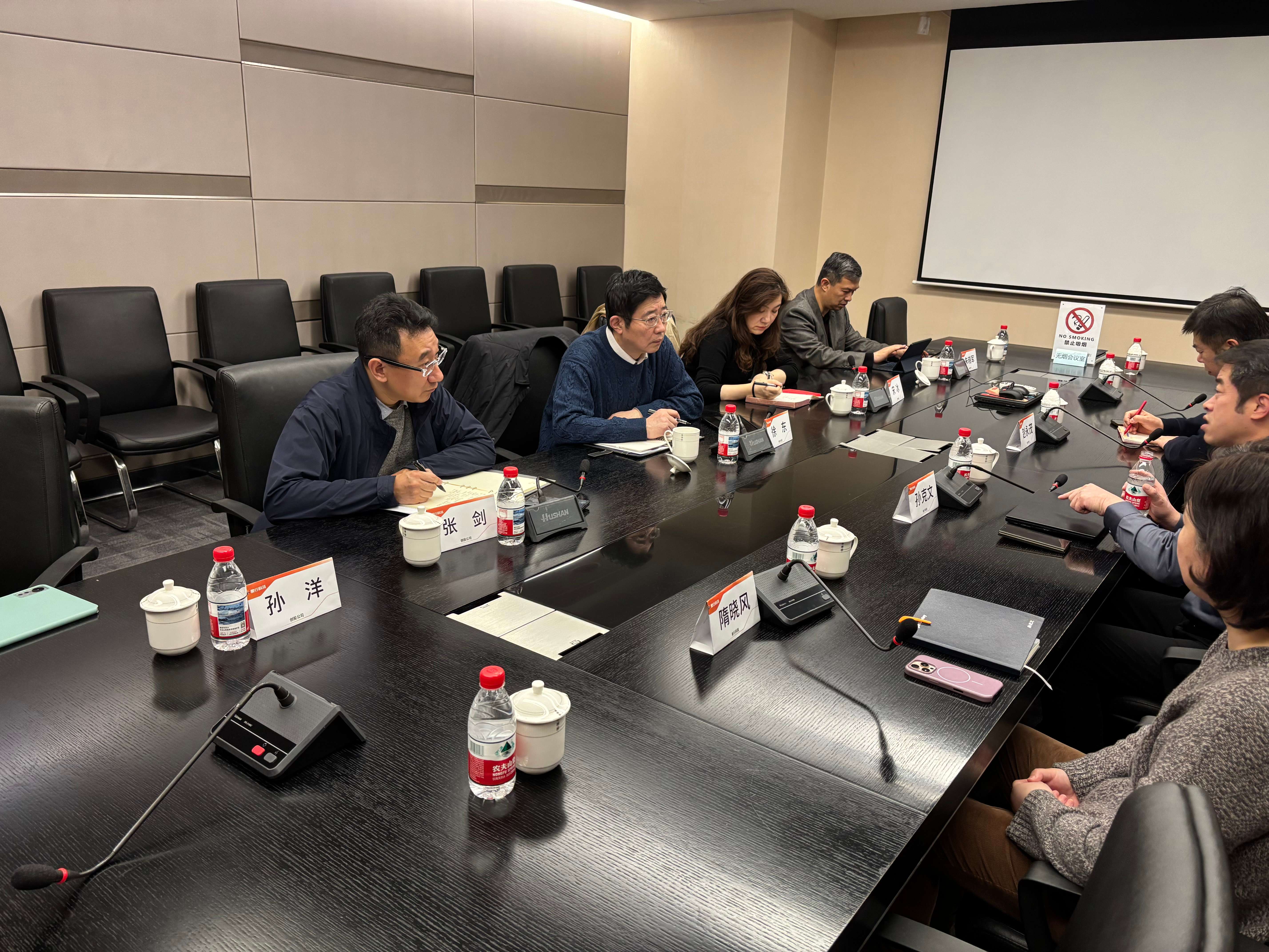 原图 压缩后.jpg